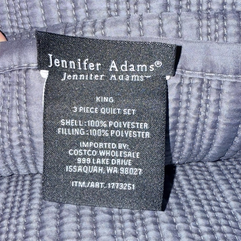 Jennifer Adams 3piece quilt set - King - Picture 3 of 6